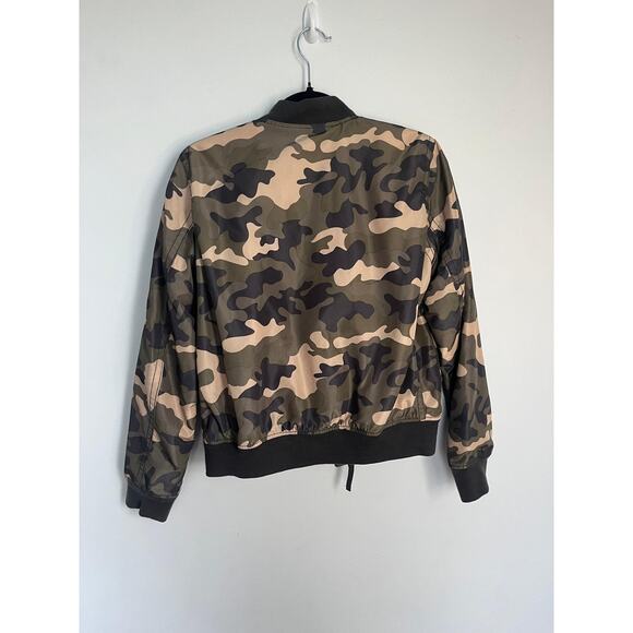 GAP Camo Bomber Jacket Women‎ Small Reversible Red Lining Lightweight - Picture 2 of 6